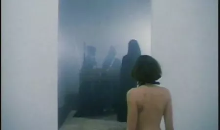 Pirang panas indo 3gp porn menunjukkan vagina pink sempurna