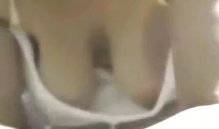 Seks dengan pelacur muda seks indo 3gp seksi di saham