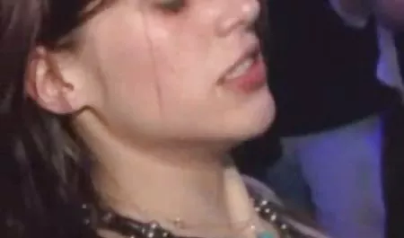 Cantik pantat Lily Adams membutuhkan kontol yang kuat di dubur untuk boke indo 3gp menangkap buzz