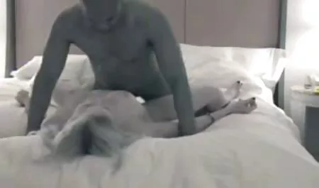 Laki-laki muda indo masturbasi 3gp itu tangguh, kasar, seorang tua, tetapi pirang yang masih sangat seksi