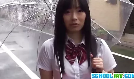 Siswa yang ramping bercinta dengan seorang guru muda 3gp tante indo