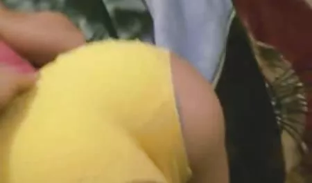 Pelacur 3gp indo x Lesbo masturbasi vagina dengan vibrator kecil