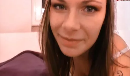 Lucu Courtney 3gp bokef indo meniduri vaginanya dengan dildo tebal