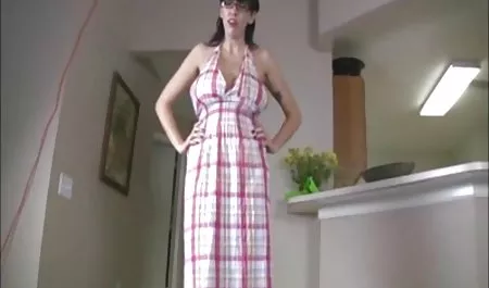 Busty 3gp indo terbaru Anissa menunjukkan pelayanan prima