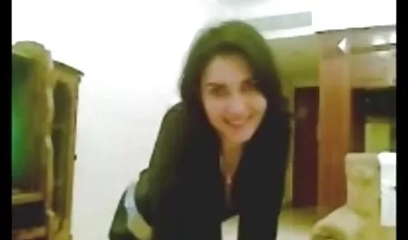 Pelatih tampan hitam meniduri siswi seksi berdada indo lesbian 3gp