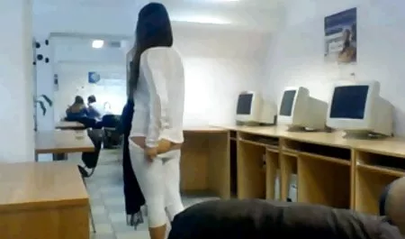 Bayi ini bukan satu-satunya pencinta benih laki-laki, semua gadis yang dikumpulkan dalam pilihan indo tante 3gp hanyalah pelacur sobek