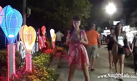 Brunette 3gp porn indo seksi muda berpakaian strapon dan meniduri pacar lesbian berambut merah