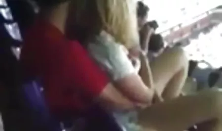Pria berempat berair bercinta keras dengan penis besar dan kuat mereka 3gp indo seks